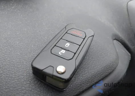 2015 Jeep Renegade Latitude from USA, damaged, VIN ZACCJBBH4FPB76836